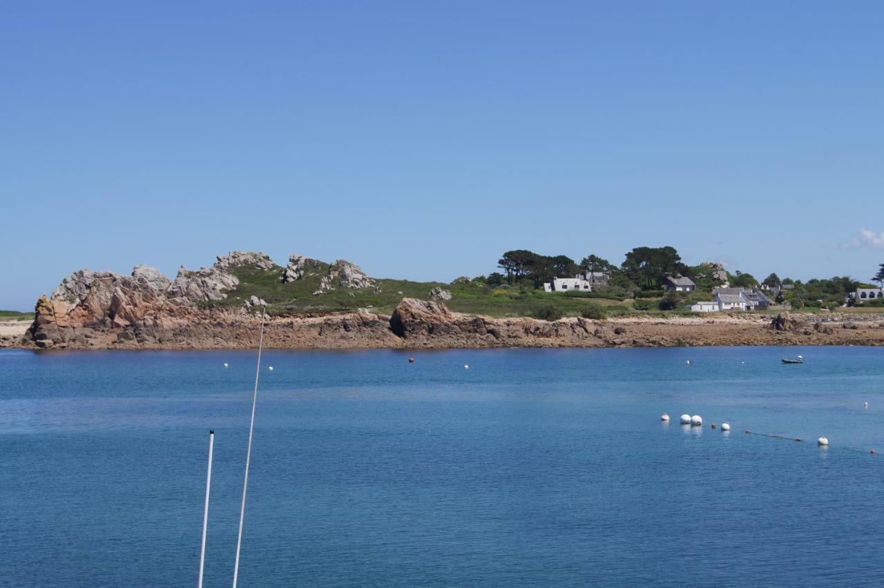 Appartement Proche Bord De Mer Plougasnou Eksteriør bilde